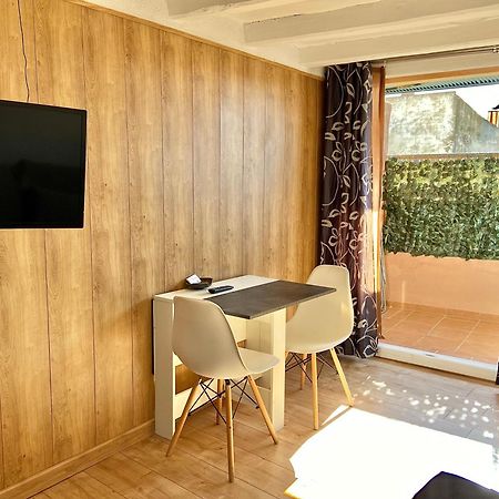 Apartament Corbatera Cim Apartaments Корнуделья Экстерьер фото